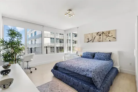 2155 Washington Court Miami Beach FL 33139