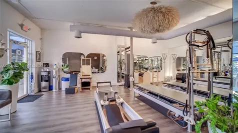260 Crandon Boulevard Key Biscayne FL 33149