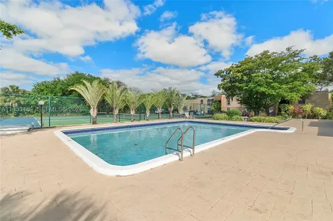 4221 NW 19th Street Lauderhill FL 33313