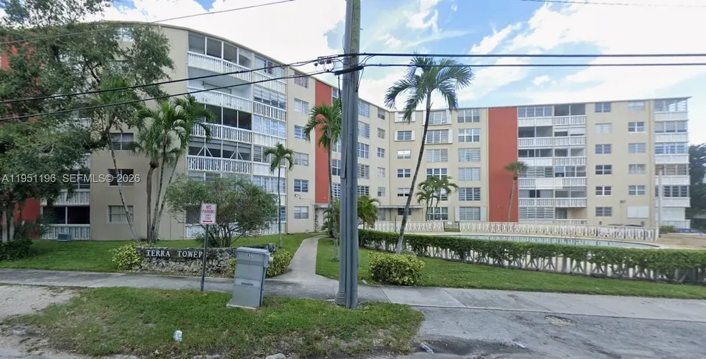 1475 NE 125th Terrace North Miami FL 33161
