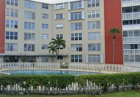 1475 NE 125th Terrace North Miami FL 33161