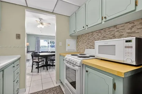 17001 NE 13th Avenue Miami FL 33162