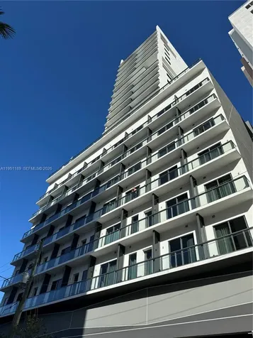 239 SW 9th Street Miami FL 33130