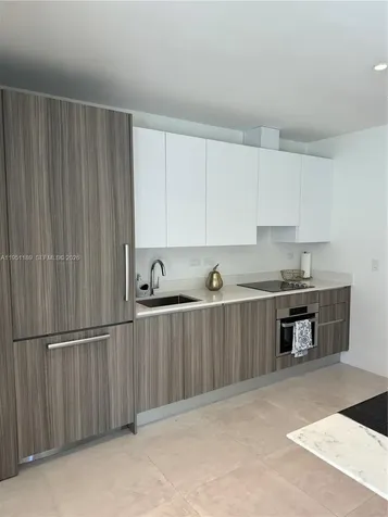 239 SW 9th Street Miami FL 33130