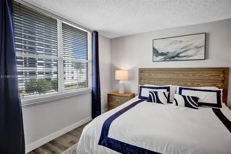 2501 S Ocean Drive Hollywood FL 33019