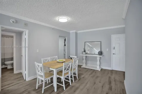 2501 S Ocean Drive Hollywood FL 33019