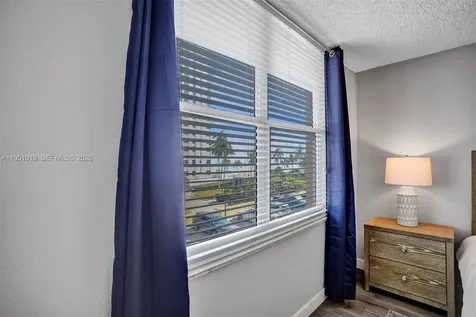 2501 S Ocean Drive Hollywood FL 33019