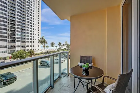 2501 S Ocean Drive Hollywood FL 33019