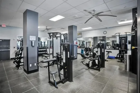 2501 S Ocean Drive Hollywood FL 33019