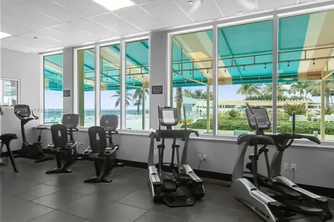2501 S Ocean Drive Hollywood FL 33019