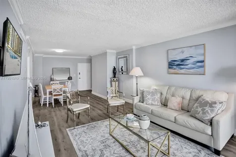 2501 S Ocean Drive Hollywood FL 33019