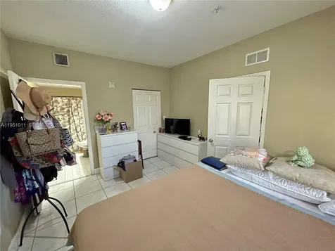 6940 NW 179th Street Hialeah FL 33015