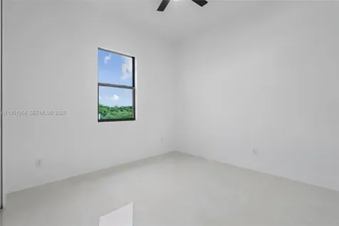 3318 30th Street SW Lehigh Acres FL 33976