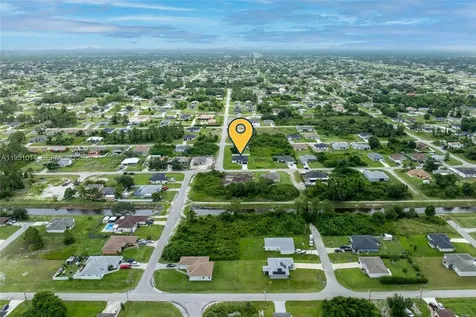 3318 30th Street SW Lehigh Acres FL 33976