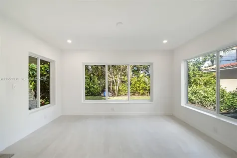 47 Oviedo Avenue Coral Gables FL 33134