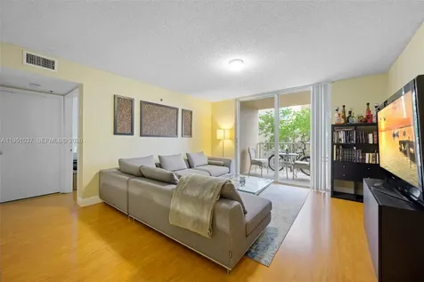 19555 E Country Club Drive Aventura FL 33180