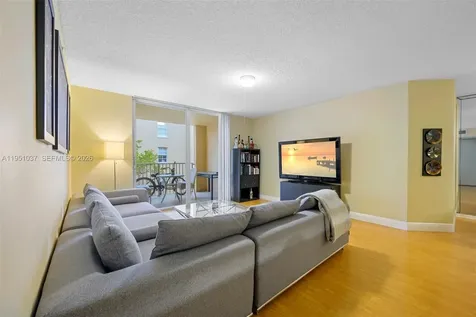 19555 E Country Club Drive Aventura FL 33180