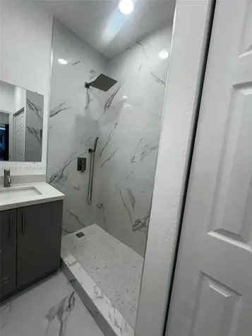 355 E 4th Street Hialeah FL 33010