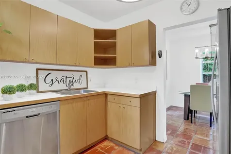 7525 W Treasure Drive North Bay Village FL 33141