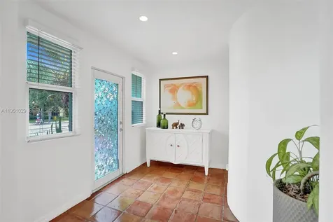 7525 W Treasure Drive North Bay Village FL 33141