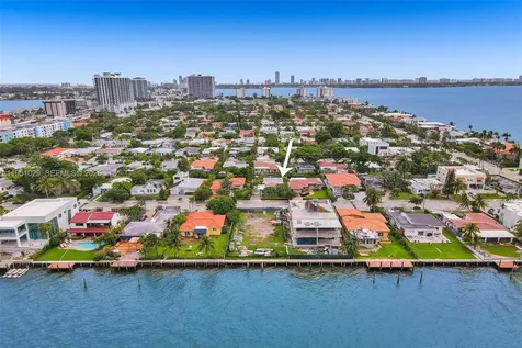 7525 W Treasure Drive North Bay Village FL 33141