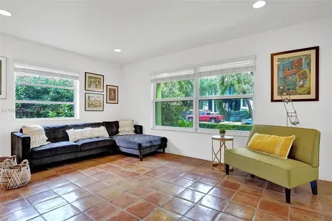 7525 W Treasure Drive North Bay Village FL 33141