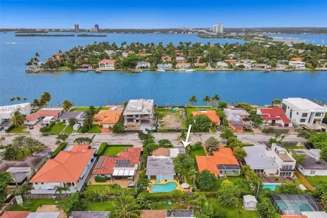 7525 W Treasure Drive North Bay Village FL 33141