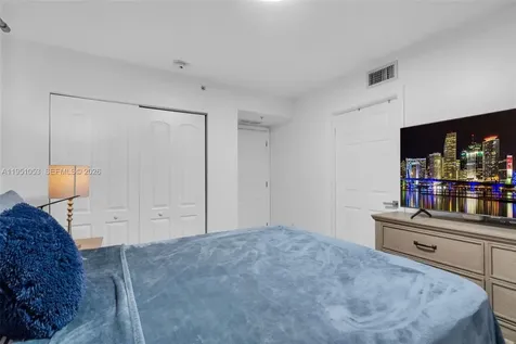 2647 NW 25th Avenue Miami FL 33142