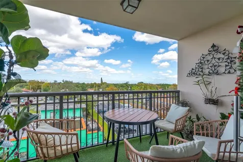 2647 NW 25th Avenue Miami FL 33142