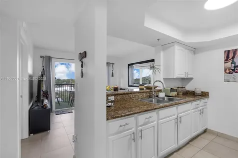 2647 NW 25th Avenue Miami FL 33142