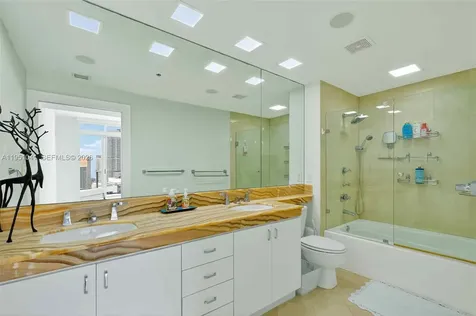 1155 Brickell Bay Drive Miami FL 33131