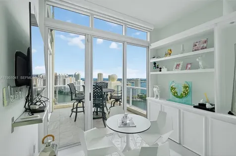 1155 Brickell Bay Drive Miami FL 33131