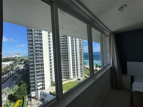19201 Collins Avenue Sunny Isles Beach FL 33160