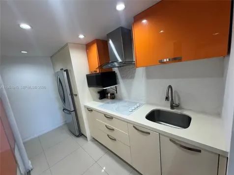 19201 Collins Avenue Sunny Isles Beach FL 33160