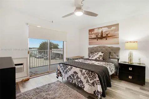 7904 West Drive North Bay Village FL 33141