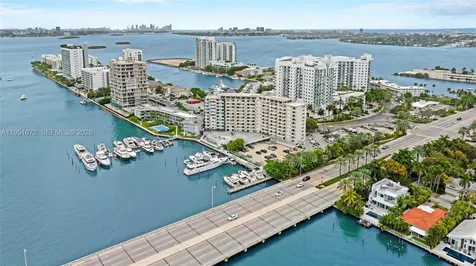 7904 West Drive North Bay Village FL 33141