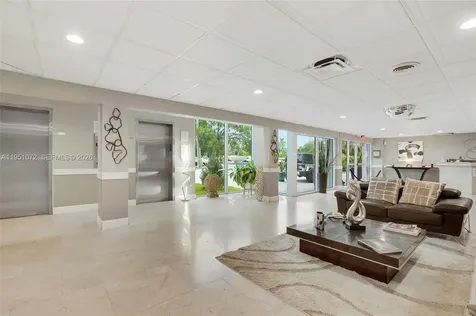 7904 West Drive North Bay Village FL 33141