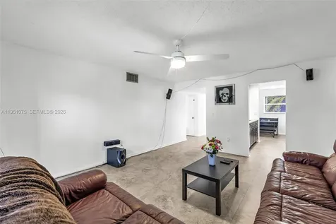 10772 La Placida Drive Coral Springs FL 33065