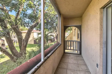 10772 La Placida Drive Coral Springs FL 33065