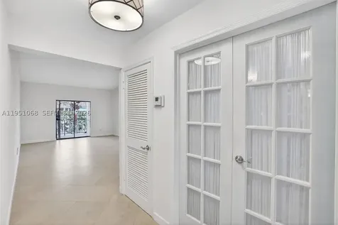 21248 Harbor Way Aventura FL 33180
