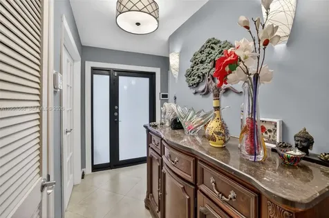 21248 Harbor Way Aventura FL 33180