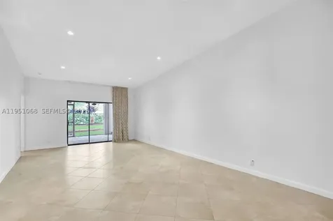 21248 Harbor Way Aventura FL 33180