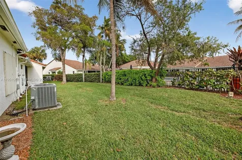 21248 Harbor Way Aventura FL 33180