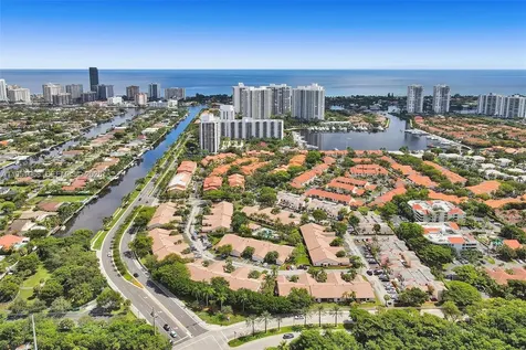 21248 Harbor Way Aventura FL 33180