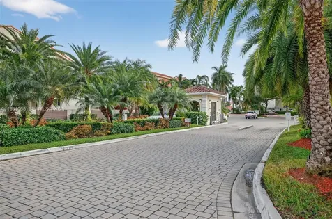21248 Harbor Way Aventura FL 33180
