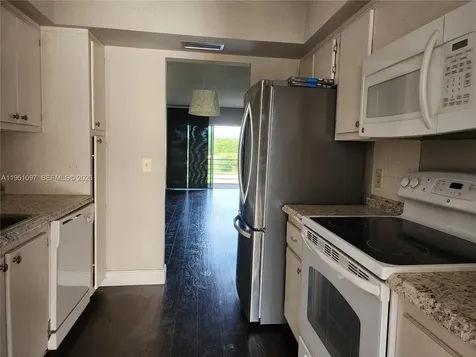 2451 SW 82nd Avenue Davie FL 33324