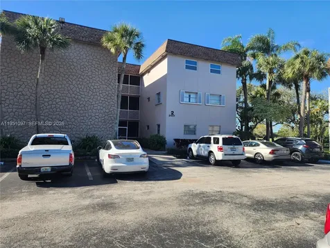 2451 SW 82nd Avenue Davie FL 33324