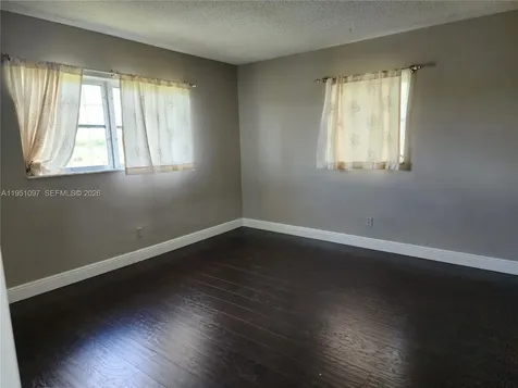 2451 SW 82nd Avenue Davie FL 33324