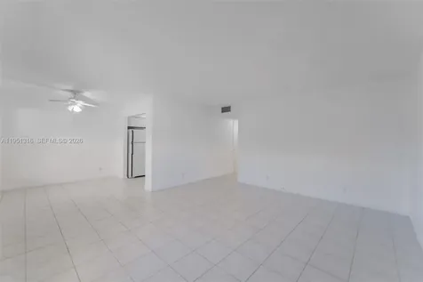 3071 NW 47th Terrace Lauderdale Lakes FL 33313