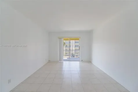 3071 NW 47th Terrace Lauderdale Lakes FL 33313